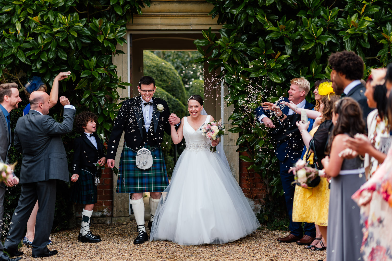 confetti at kelmarsh hall