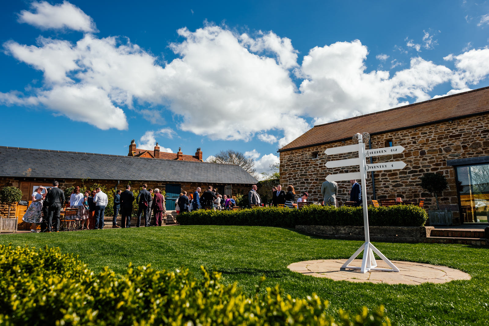 drinks reception at dodford manor