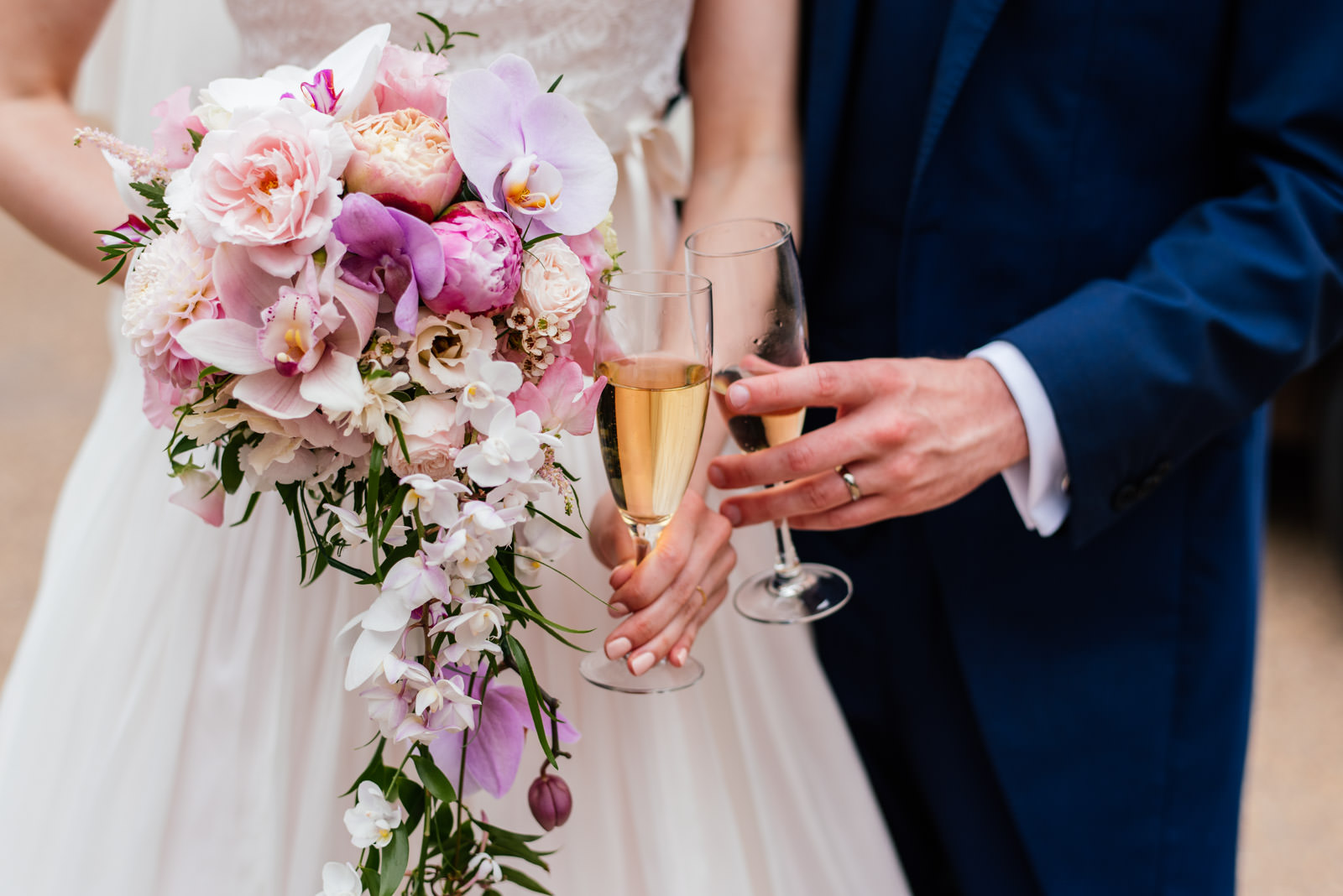 bouquet and champagne