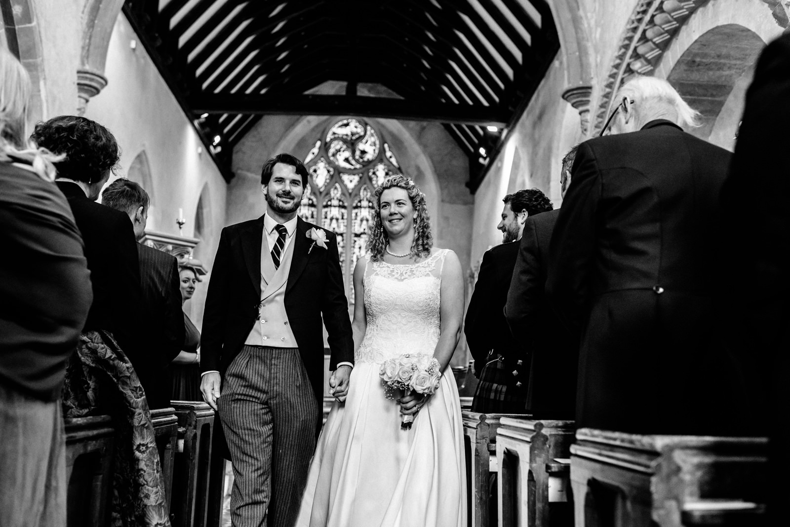Relaxed wedding photographer