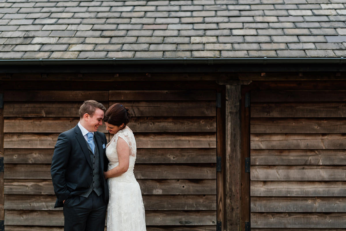rustic barn wedding photography
